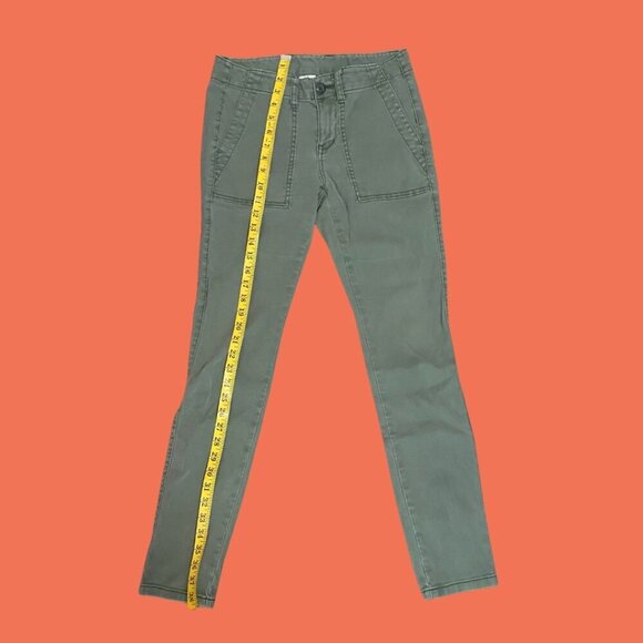 🌿 Cabi Olive Utility Slim Pants | Size 4 | Soft Stretch Fit - Picture 4 of 8